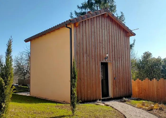 Le Clos De Roussieres