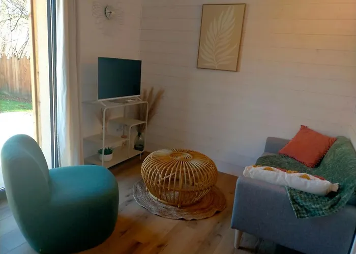 Le Clos De Roussieres Rignac